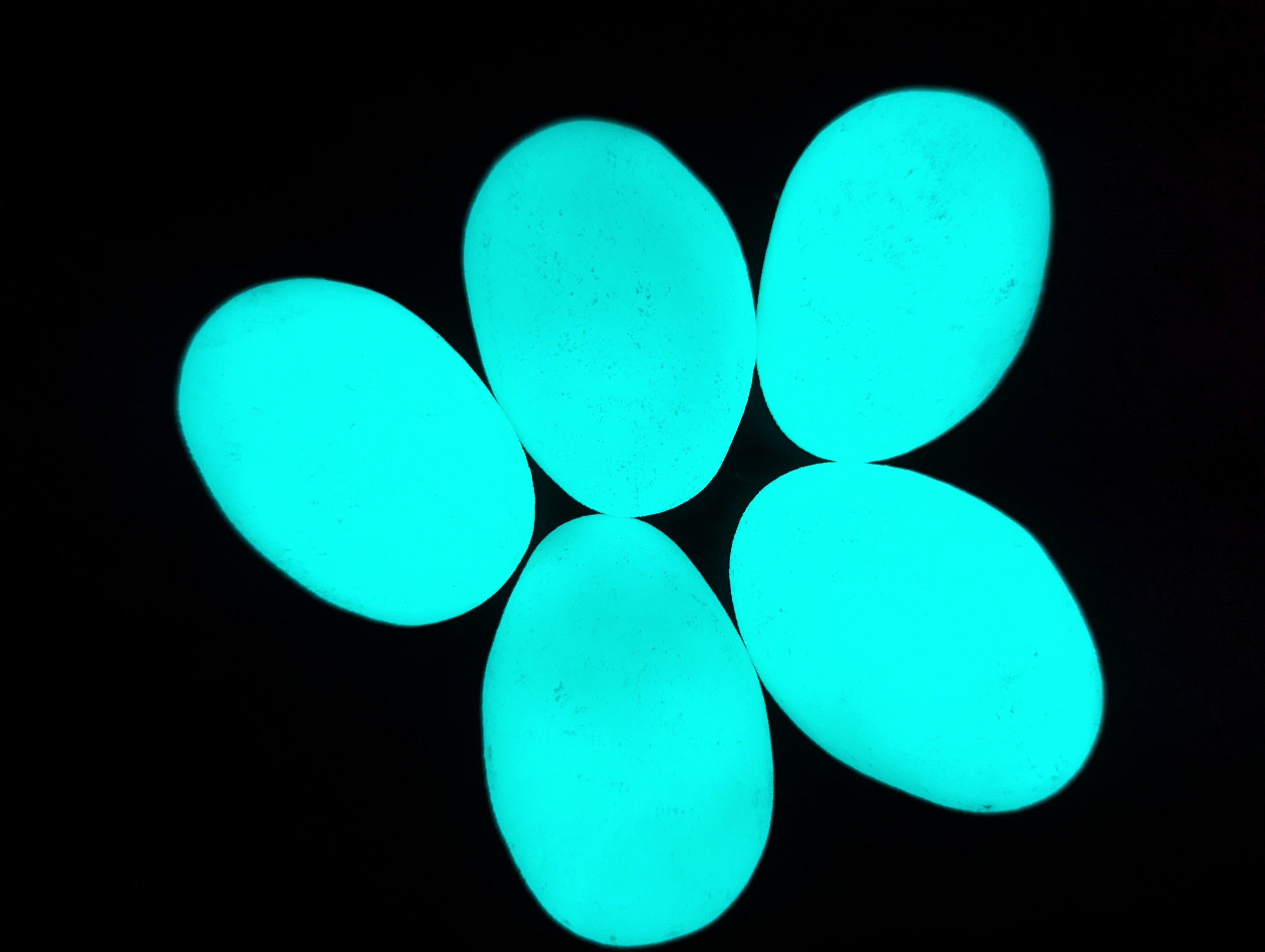 Large Glow Pebbles / Glow in the Dark Pebbles / Landscaping Stones / Garden Decor /Eco-Friendly Pebbles/ Decorative Stones / Outdoor Stones