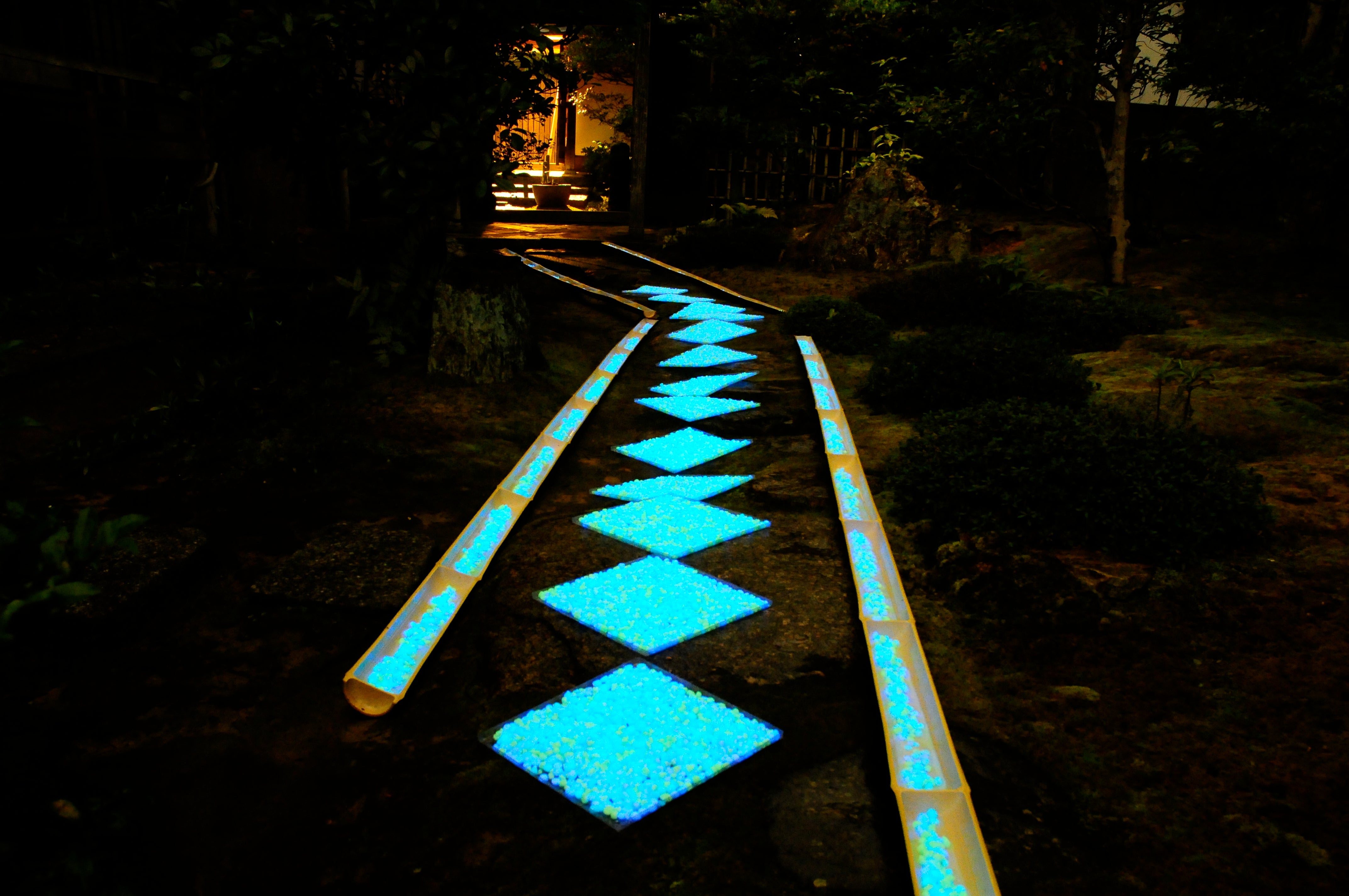 Create your own Glow in the Dark Driveway. With our Electricity-Free Glow in the dark products you can create your own photo-luminescent Glow in the Dark pathways, Glow in the Dark driveways, Glow in the Dark patios, Glow in the Dark Stones, Glow in the Dark House Numbers. Eco-Friendly Premium Grade Glow In The Dark Products. Reduce light pollution. #ItGlows #core glow